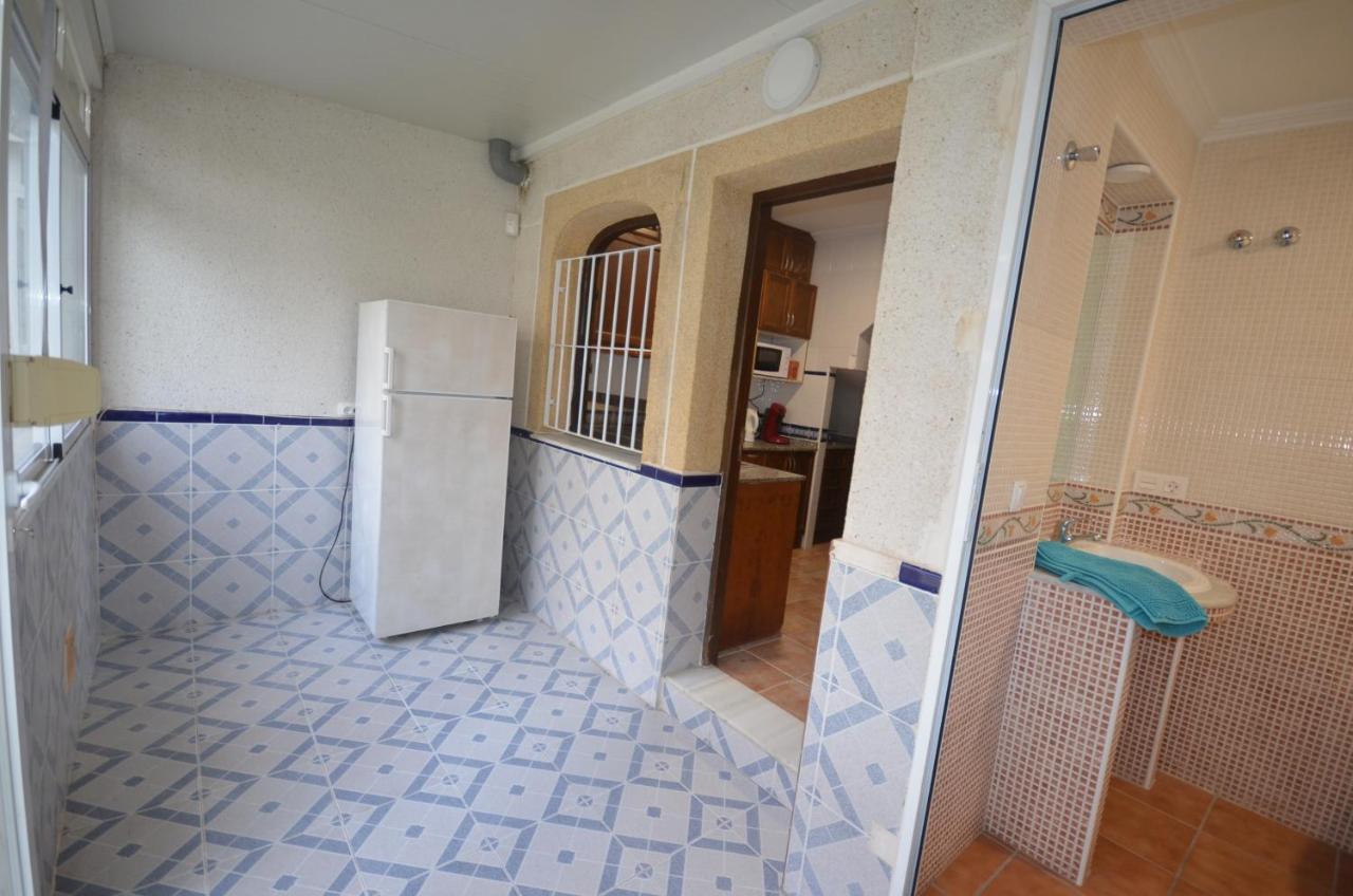 Agradable Adosado Con Piscina, Duchas Hidromasaje Villa Torrevieja Luaran gambar